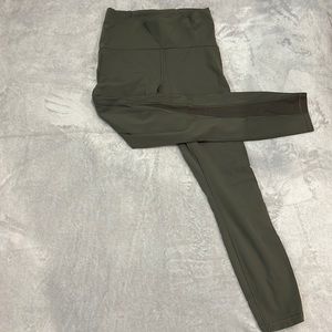Lululemon Train Times (25") Green Leggings Women Size 6.